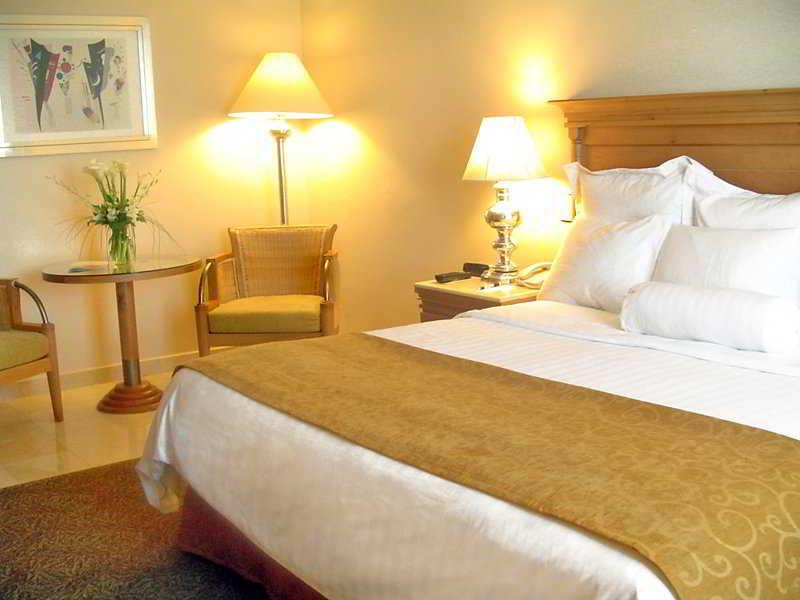 Marriott Tijuana Hotel Zewnętrze zdjęcie